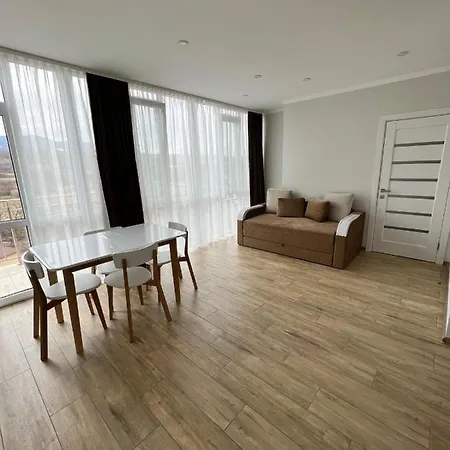 Sunny Apartment В Жк Сонячний Квартал Golubinoye Exterior photo