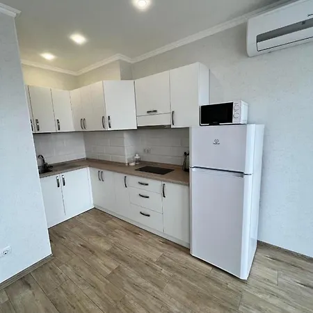 Sunny Apartment В Жк Сонячний Квартал Golubinoye Exterior photo