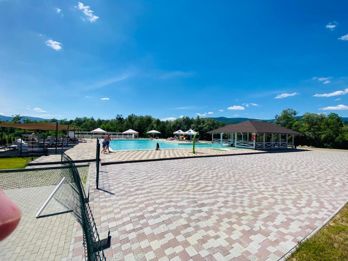 Sunny в жк сонячний квартал Apartment Golubinoye