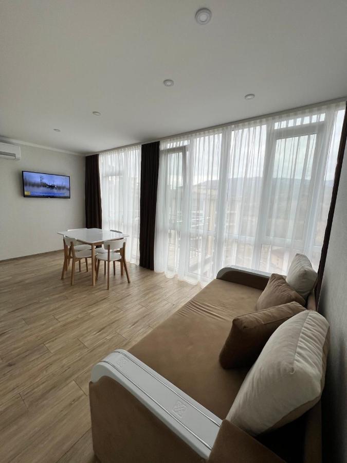 Apartment Sunny в жк сонячний квартал